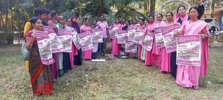 ಆರೋಗ್ಯ ಇಲಾಖೆ ಆಯುಕ್ತರ ಆದೇಶದ ಮಧ್ಯ ರಾಜ್ಯಮಟ್ಟದ ಹೋರಾಟಕ್ಕೆ ಮುಂದಾದ ಆಶಾ ಕಾರ್ಯಕರ್ತೆಯರು.