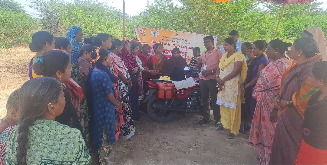 ನರೇಗಾದಲ್ಲಿ ಪುರುಷ-ಮಹಿಳೆಗೆ ಸಮಾನ ಕೂಲಿ-  ಪಿಡಿಓ ಸುರೇಶ ಚಲವಾದಿ